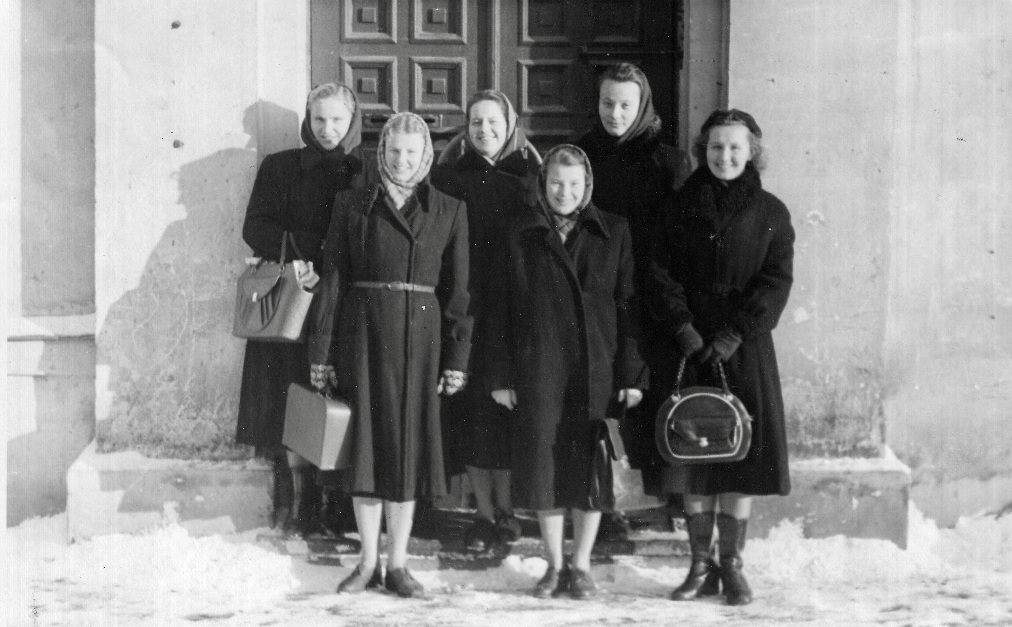 Tartus Eha 36 asunud pedagoogilise kooli ühiselamu on olnud koduks paljudele üliõpilastele. Foto 1965/66. õppeaastast.