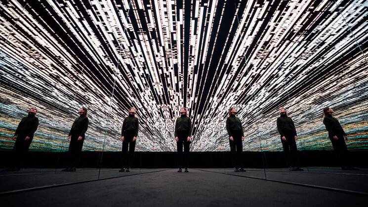 Ryoji Ikeda isikunäitus